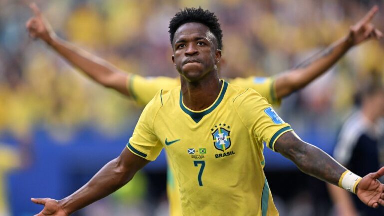 Vin&iacute;cius Jr celebrando un gol con la selecci&oacute;n de Brasil en el Mundial 2026