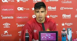 Xisco Campos en conferencia de prensa como nuevo entrenador del N&agrave;stic de Tarragona