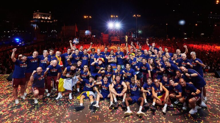 Jugadores de la selección española celebrando la victoria en el Mundial 2026
