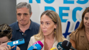 Mari Boso y Alma Ezcurra en conferencia de prensa sobre ley migratoria