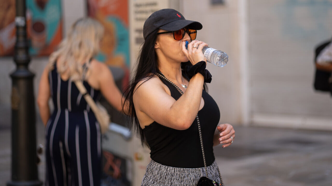 El calor se instala en Mallorca con calima y noches tropicales