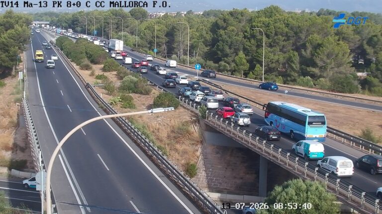 Un accidente en la autopista de Inca provoca retenciones de 10 kil&oacute;metros
