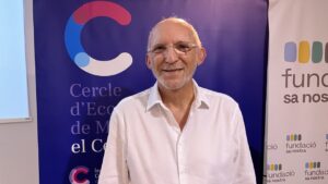 Bernat Bonnin posando en un evento del Cercle d'Economia de Mallorca