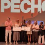 Entrega de donación para la investigación del cáncer de mama en Calvià