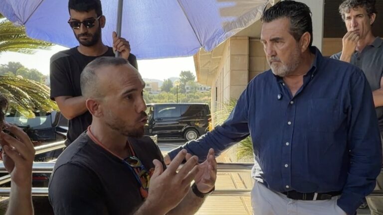 Reuni&oacute;n entre socorristas y autoridades en Calvi&agrave; sobre seguridad en playas
