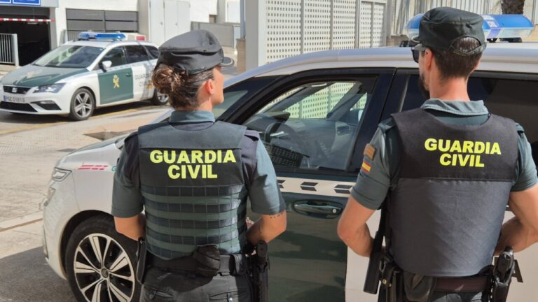Tres detenidos tras varios robos en coches y una persecución de película en Cala Sa Nau