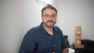 Eduardo López, CEO de ELOHAWK, en una entrevista sobre residuos ilegales