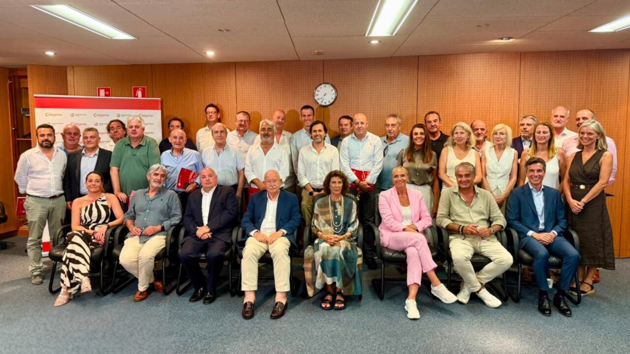 Eduardo Soriano y miembros del nuevo Pleno de la Cambra de Comerç de Mallorca