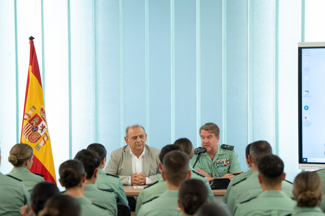 Reunión de la Guardia Civil con nuevos agentes en Baleares