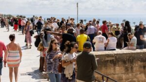Nuevo r&eacute;cord de presi&oacute;n humana en Baleares con 1,64 millones de personas