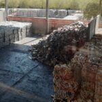 Vista de residuos compactados en un centro de reciclaje en Ibiza