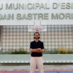 Joan Sastre frente al Palacio Municipal de Deportes en Inca