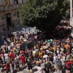 Concentraci&oacute;n de personas en Palma pidiendo la dimisi&oacute;n del delegado del Gobierno