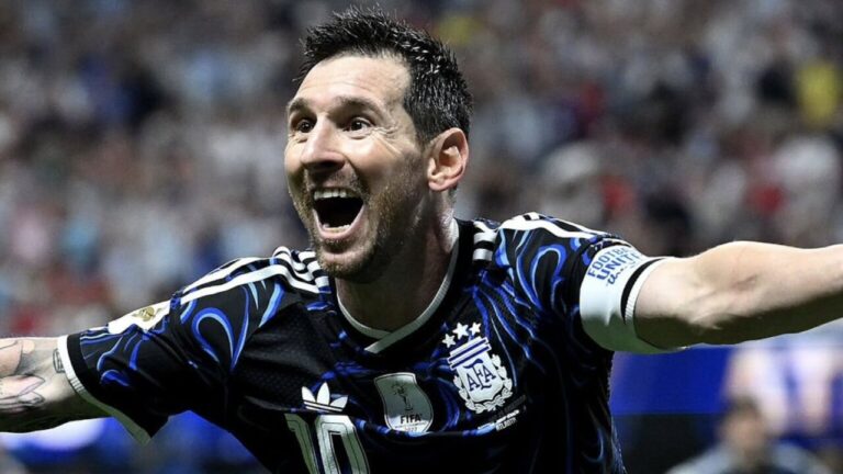 Lionel Messi celebrando un gol durante el Mundial 2026