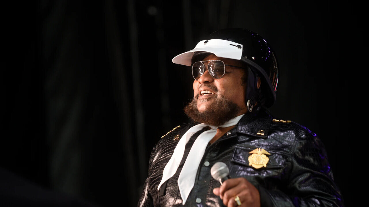 Victor Willis, cantante principal de Village People, en un concierto