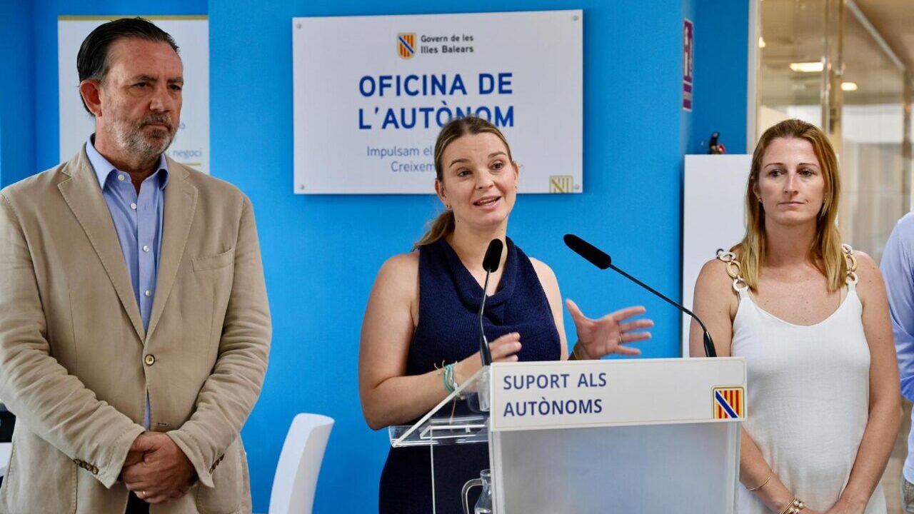 Inauguraci&oacute;n de la primera Oficina del Aut&oacute;nomo en Baleares con la presidenta Margalida Prohens