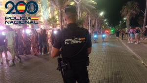 M&aacute;s de 90 detenidos 'in fraganti' de noche en Playa de Palma durante la Operaci&oacute;n Verano