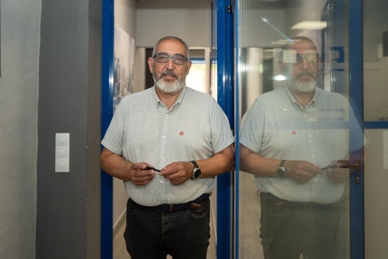 Rafael Sotomayor en su oficina