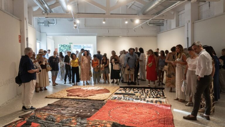 Teresa Matas cierra un c&iacute;rculo vital con su exposici&oacute;n en Sa Refinadora