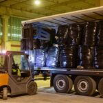 Llegan a Mallorca los cinco primeros camiones con residuos de Ibiza para incinerar en Son Reus