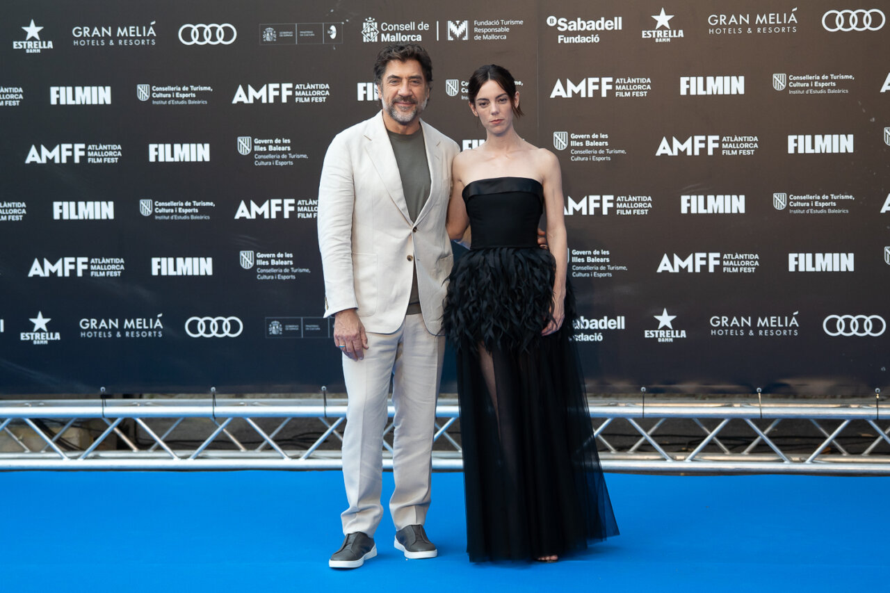 Letizia Bardem y un hombre en la clausura del festival de cine Atlantida