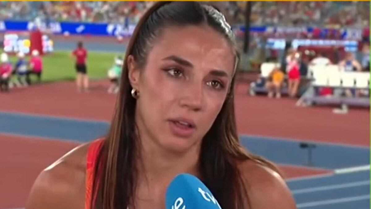 Atleta Esperan&ccedil;a Cladera con expresi&oacute;n de tristeza tras su eliminaci&oacute;n en Birmingham