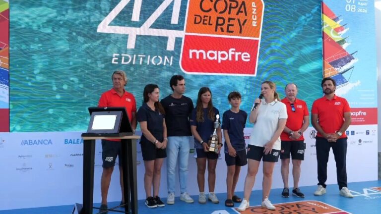 Prohens pone en valor a los jóvenes regatistas baleares en la Copa del Rey Mapfre