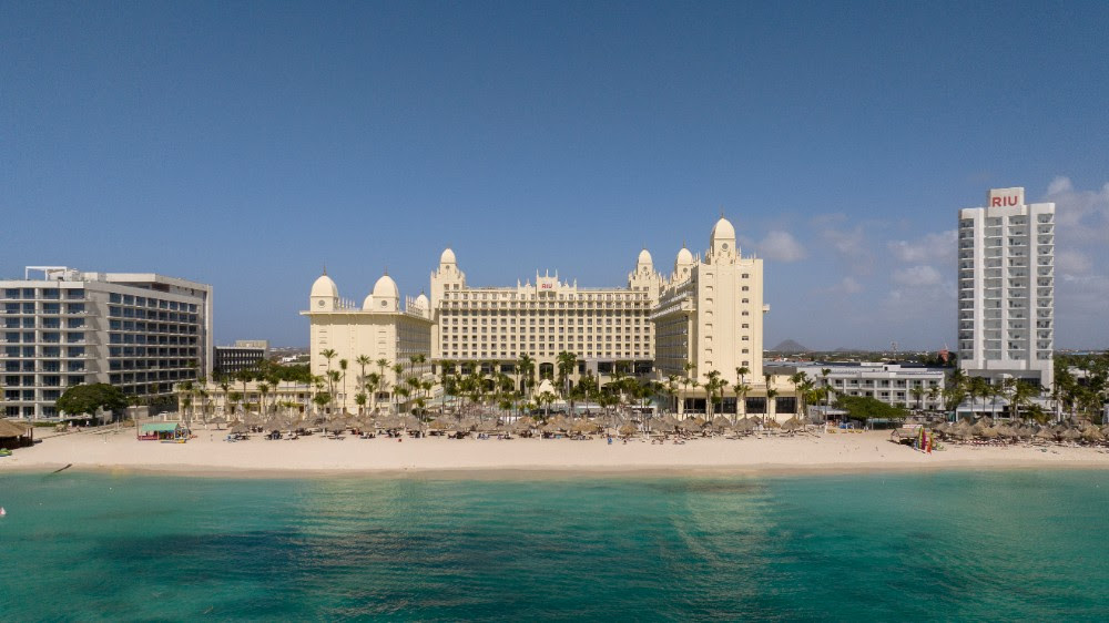 RIU reabre el Palace Aruba tras una reforma integral y estrena el Elite Club